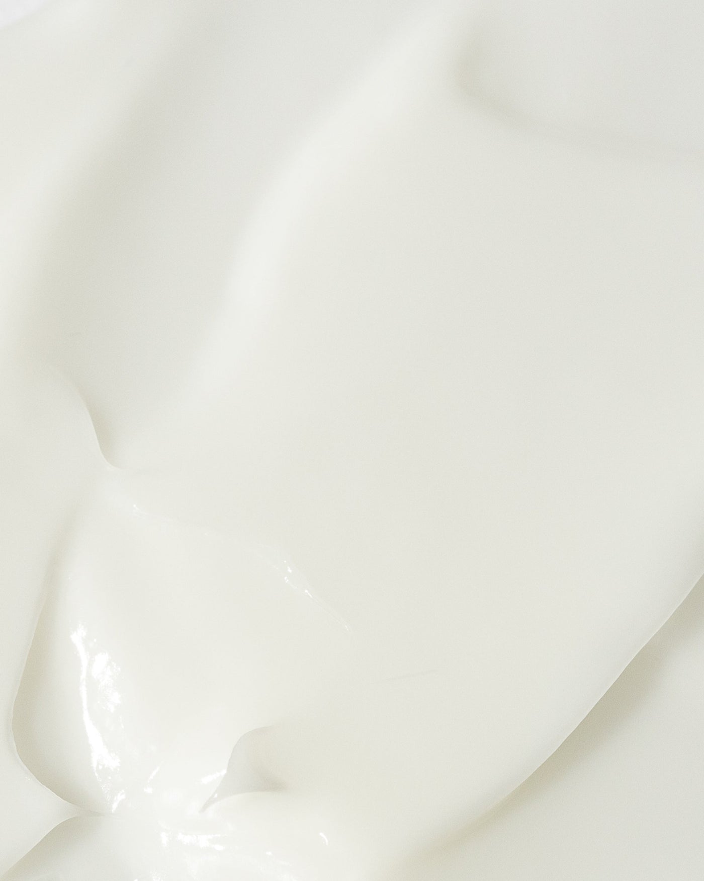 Close-up of Vivier Daily Age-Defying Moisturizer showcasing its creamy, smooth texture ideal for all skin types.